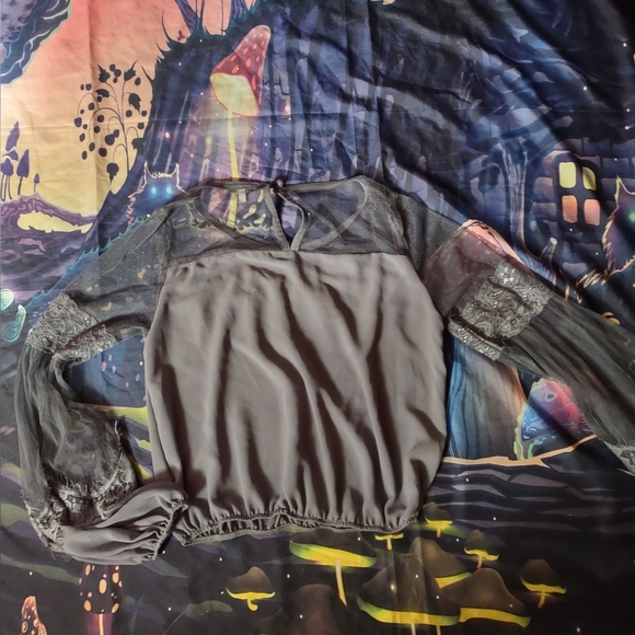 Vampire Goth Grey Blouse - Picture 4 of 14